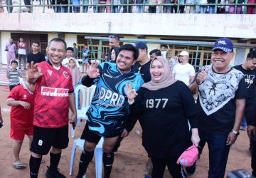 Saksikan Semifinal Bupati FC Vs DPRD FC, Bupati Bengkalis Kasmarni Ucapkan Selamat Bupati FC Melaju Ke Final