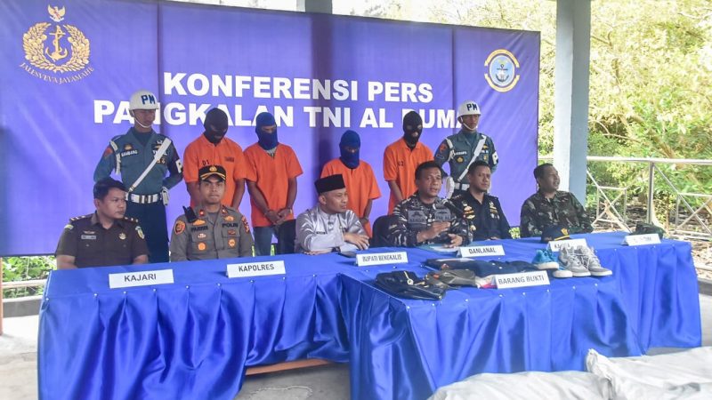 Gelar Konferensi Pers, Lanal Dumai Gagalkan Penyeludupan 150 Karung Barang Bekas di Perairan Siak Kecil