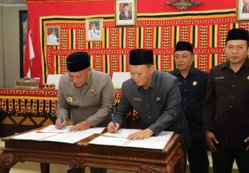Sepakat, Pemkab Lamsel dan DPRD Lamsel, Tandatangani Perubahan APBD TA 2023