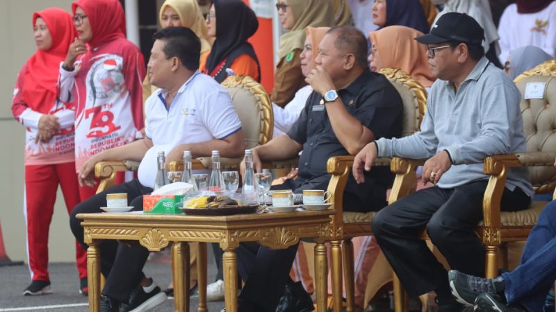 Pj Sekda Muba Musni Wijaya Semangati Peserta Lomba Baris Berbaris