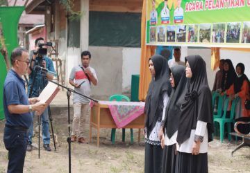 Kukuhkan Gapoktan Kamboja Desa Kampar, Pj Bupati Kampar: Mari Kita Tingkatkan Ekonomi dan Efisiensi Usaha