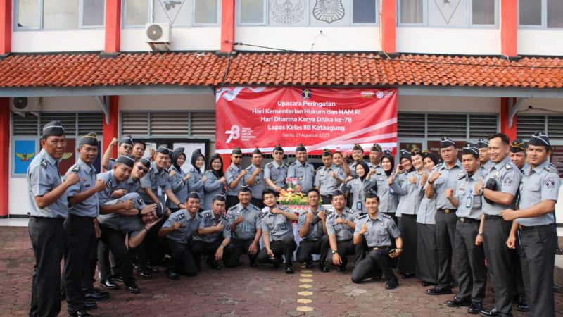 Puncak Peringatan HDKD ke-78, Lapas Kotaagung Gelar Upacara Bendera Peringati Hari Lahir Kementerian Hukum dan HAM