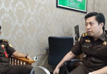 Kejari Tanggamus Lemah, Kades Way Nipah Tersangka Penganiayaan Wartawan di Tanggamus Jadi Tahanan Kota, Ada Apa !!!