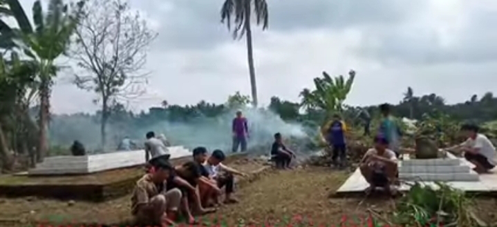 Disparbud Lamsel, Respon Potensi Wisata Religi Trah Ratu Darah Putih di Desa Kuripan