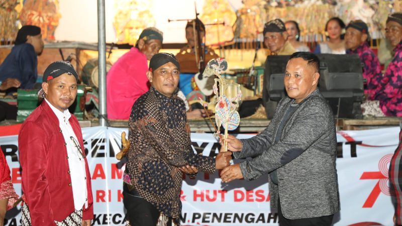 Bupati Nanang Ermanto Hadiri Acara Puncak Malam Resepsi Gebyar HUT Desa Pasuruan ke-90 Tahun