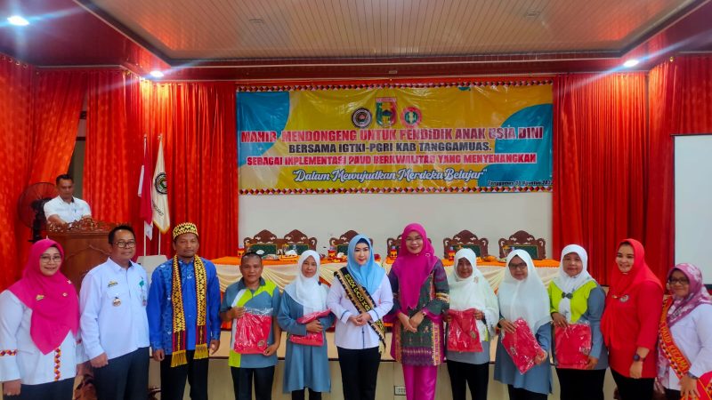Bupati Dewi Handajani Buka Pelatihan Mendongeng Bagi Guru IGTKI-PGRI Tanggamus