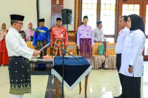 Serahkan 35 SK PPPK Jabfung Tenaga Teknis, Sekda Arfan Minta Pembuktian