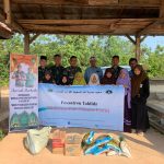 Batalyon Infantri 141/AYJP Bagi Sembako ke Pondok Pesantren Tahfidz Hidayatullah Transosial