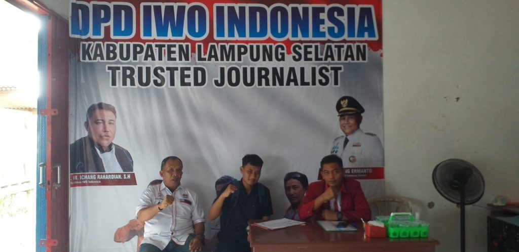 Bersinergi Jiwa Sosial, DPD IWOI Lamsel Dampingi Warga Hara Banjar Manis