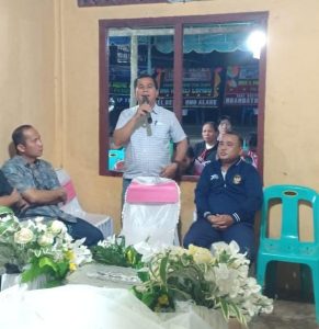 Ketua DPC Partai Demokrat Kab. Nias Alinuru Laoli, Melayat ke Rumah Duka Almarhum Ina Hene Lombu