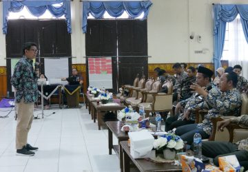 AJI Pekanbaru-PHR Beri Pelatihan Cek Fakta dan Keamanan Digital ke Perangkat Desa di Siak