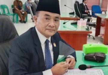 Ketua Fraksi NasDem DPRD Kab. Nias Yosafati Waruwu, Beri Pernyataan Tentang Ketidak Hadiran Pada Rapat Paripurna DPRD Kab. Nias