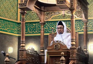 Bupati Inhil HM Wardan Jadi Khotib Juma’at Di Mesjid Besar Jamik Pulau Kijang Reteh