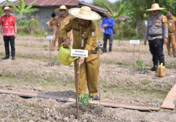 Peringatan Hari Tani Nasional Ke-63, Bupati Harapkan Menjadi Momentum Dalam Mendorong Serta Meningkatkan Kesejahteraan Petani