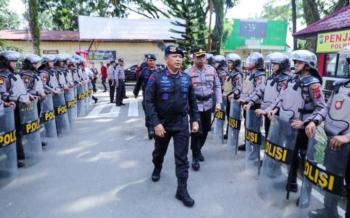 Kapolda Sumut Instruksikan Personel Polres Nias dan Personel Polres Nias Selatan Berantas Narkoba dan Sukseskan Pemilu 2024