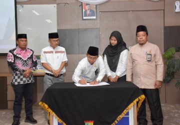 Program Satu Keluarga Satu Sarjana, Melalui Baznas Pemda Kampar Salurkan Beasiswa