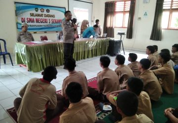 Sat Binmas Polres Muba Mendatangi Sekolah-sekolah Untuk Memberikan Pemahaman dan Edukasi