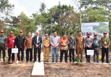 Secara Resmi, Pj Bupati Kampar Ground Breaking Kebun Raya Universitas Pahlawan