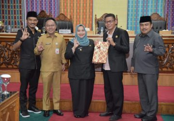 Bupati Bengkalis Menyampaikan Ranperda Tahun Anggaran 2024