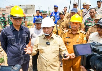 Pj Bupati Apriyadi Bangun Jembatan Hingga Perbaiki 36 Kilometer Jalan di Lalan
