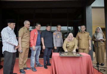 Bupati Bengkalis Resmikan Kantor Sekretariat Persikalis