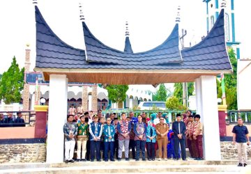 Desa Anti Korupsi, Pj Bupati Kampar Dampingi KPK RI Pada Penilaian Tahap Akhir di Desa Pulau Gadang