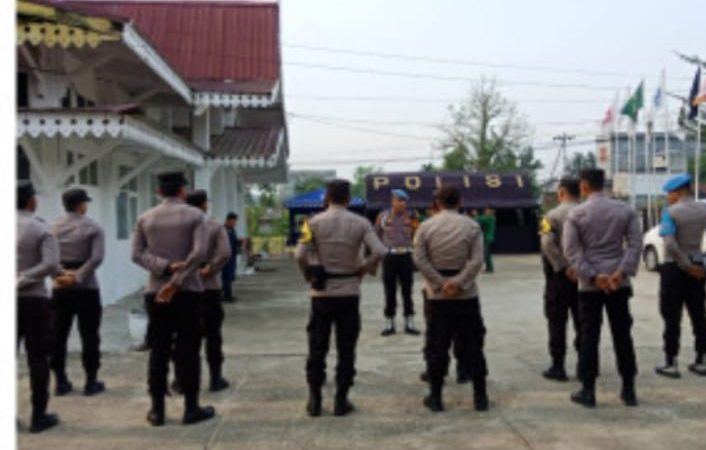 Pastikan Pemilu 2024 Aman, Polres Inhu Siagakan Personel di KPU, dan Bawaslu