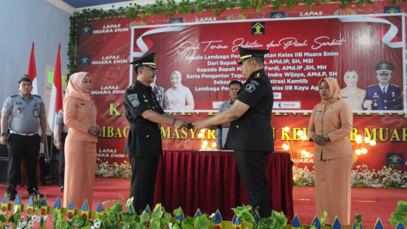 Sertijab dan Pisah Sambut Kepala Lapas Kelas IIB Muara Enim diselimuti Suasana Haru
