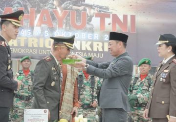 Dihadiri Bupati, Dandim 0321 Rohil Jadi Inspektur Upacara HUT TNI ke-78