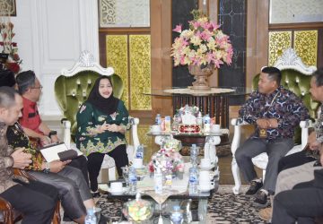 Jelang Pesta Demokrasi 2024, Bupati Bengkalis Kasmarni Terima Audiensi dan Silaturahmi Ketua Bawaslu Bengkalis