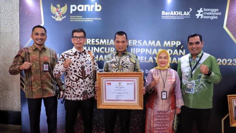 Bentuk Komitmen Pelayanan Publik, Pemko Pekanbaru Raih Penghargaan Penyelenggara MPP Kategori Prima