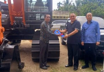 PT Tesso Indah Indragiri Hulu Bantu Alat Berat dan Mobil Sebagai Aset KUD Bina Sejahtera