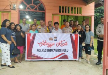 Kapolres Indragiri Hulu Salurkan Bantuan Karpet Untuk Gereja Katolik Santo Yosef