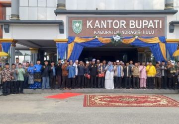 Asisten Administrasi Umum Setda Indragiri Hulu Erlina Wahyuningsih Sambut 230 Dewan Hakim se Riau