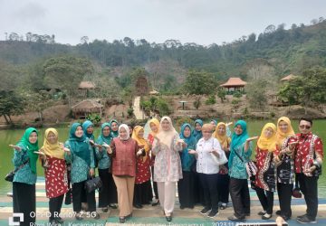 Ketua TP. PKK Kabupaten Tanggamus Sekaligus Ketua Dekranasda Kab.Tanggamus Kunker di Kecamatan Ulu Belu