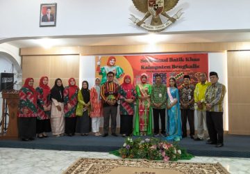 Bupati Bengkalis Membuka Sosialisasi Natik Khas Bengkalis, Untuk Memperkenalkan Batik Bengkalis Lebih Luas