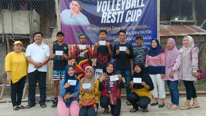 Semarakan Hari Ultah Resti ke 44 Tahun Gelar Turnamen Bola Volly di Desa Tanjung Raja