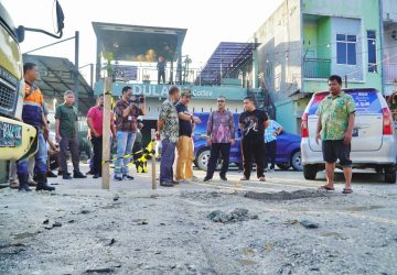 Pastikan Pengerjaan Perbaikan Jalan Suka Karya, Pj. Bupati Kampar Tinjau Langsung ke Lapangan
