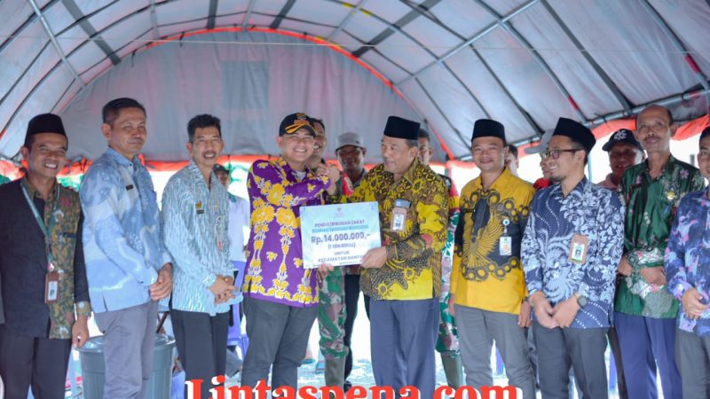 Baznas Salurkan 1 Ton Beras Untuk Masyarakat Terdampak Banjir Kepada 7 Desa di Kecamatan Bantan