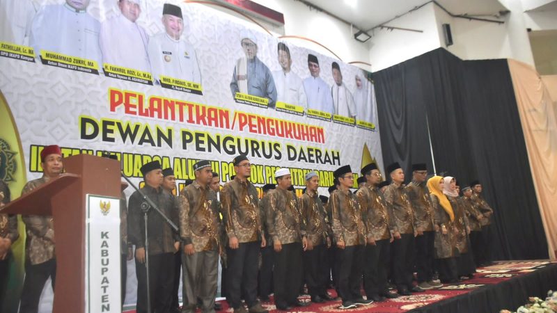 Hadiri Pelantikan DPD IKAPD Kampar, Pj Bupati Kampar Mengucapkan Selamat Saudara Hanafiah Sebagai Ketua IKAPD Kampar Periode 2023-2028