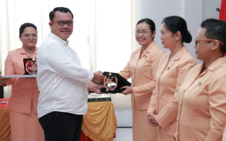 Wawako Gunungsitoli Sowa’a Laoli, Ikuti HUT ke-24 DWP Kota Gunungsitoli