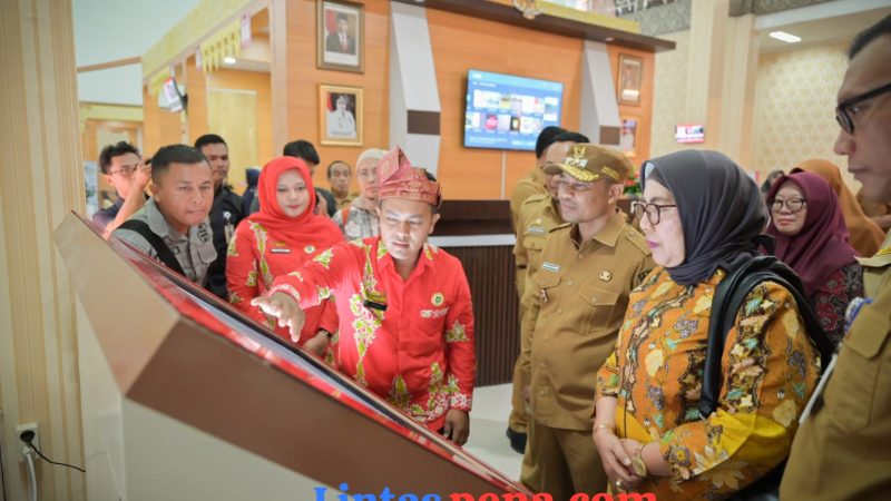 Kunjungi MPP, Menpan RB Merasa Takjub Kemegahan MPP Kabupaten Bengkalis