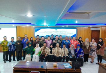 Bupati membuka Rakor Gugus Tugas KLA Tanjab Barat
