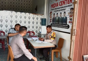 Jajaran Personil Polsek Kempas Rutin Laksanakan Giat Patroli Cooling System Untuk Mewujudkan Pemilu Damai