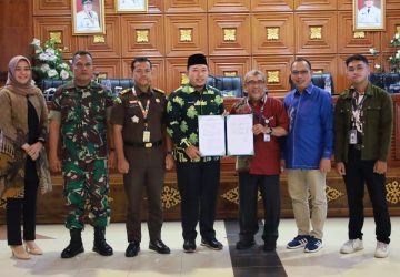 Wabup Husni Sampaikan Isu Strategis, di Forum Konsultasi Publik RPJPD Kab Siak Tahun 2025-2045