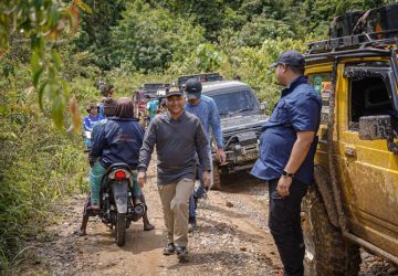 Beri Bantuan Sembako, Ini Rute yang Disambangi Pj Bupati Apriyadi