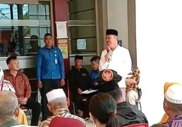 Bupati Afrizal Sintong Hadiri Bakti Sosial Operasi Mata Ketarak Dalam Rangka Event Bakar Tongkang