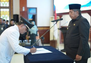 Demi Kelancaran Tugas Pemerintah, Bupati Siak Lantik 136 Pejabat di Lingkungan Pemkab Siak