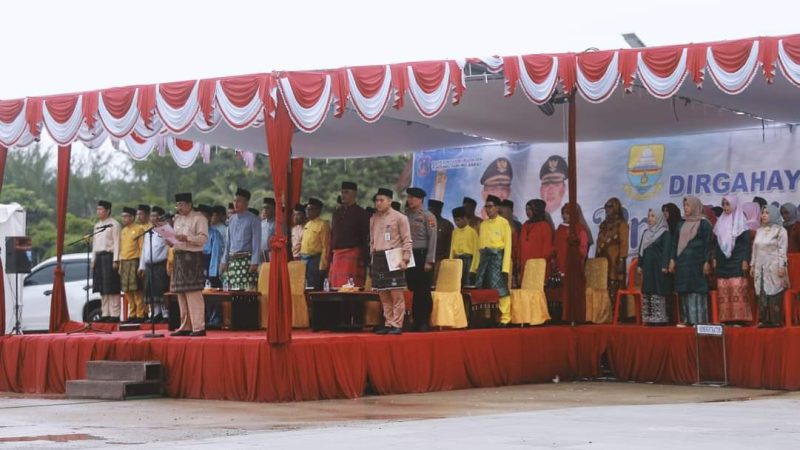 Bupati Tanjabbar Jadi Inspektur Upacara Peringatan HUT Jambi ke-67 Tahun 2024
