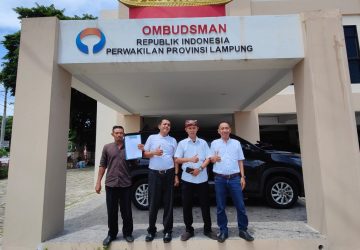 Empat Lembaga Dampingi Warga Laporkan SMK Erlangga ke Ombudsman Perwakilan Lampung Terkait Pemotongan PIP